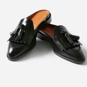 Everlane Black Leather Tassel Slip-Ons